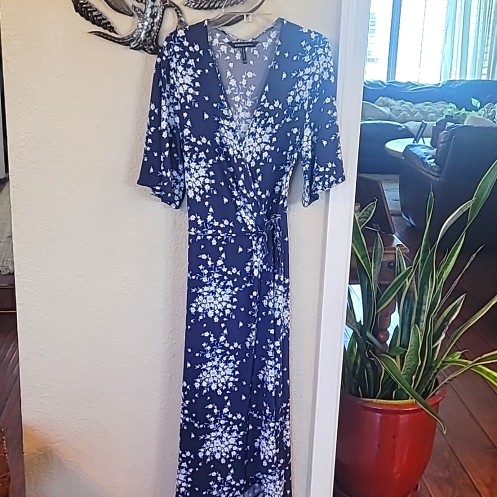XXS BCBGMAXAZRIA dress.